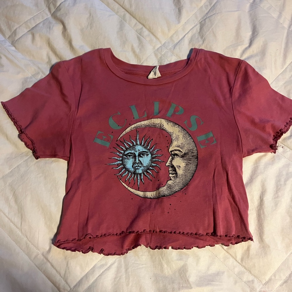 Lush pink crop top size: small brand: urban outfitters